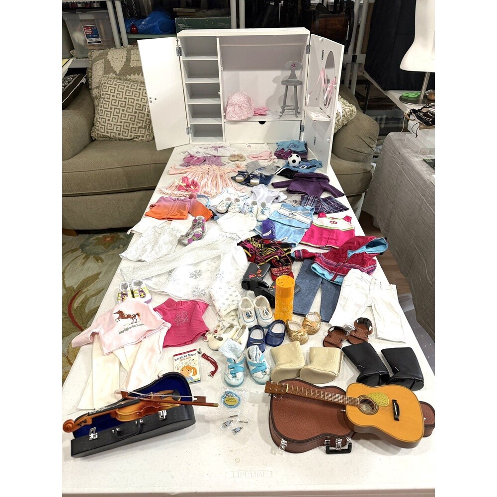 American Girl Doll Lot Clothing & Accessories Shoes Purses, bed ,jeep and closet